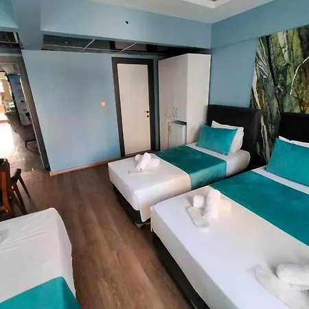 Hotel Grand Bona Sera 2*