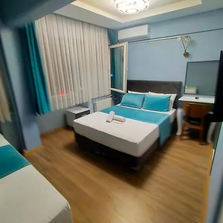 Hotel Grand Bona Sera 2*