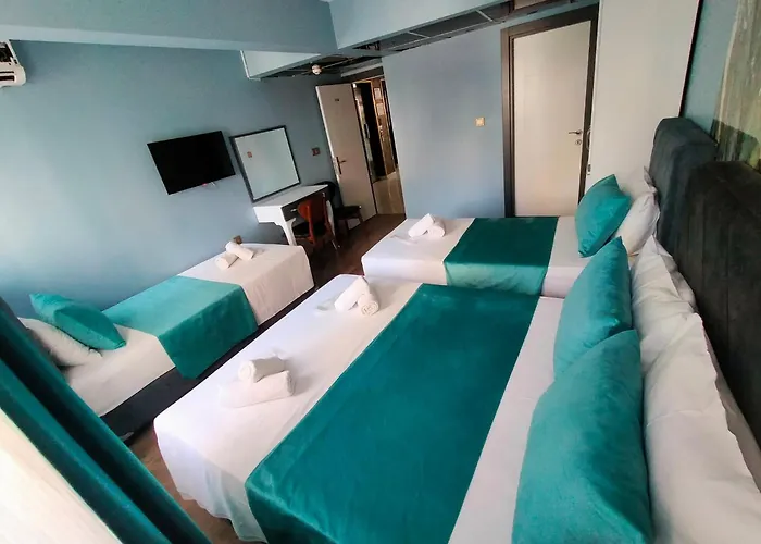 Hotel Grand Bona Sera 2*