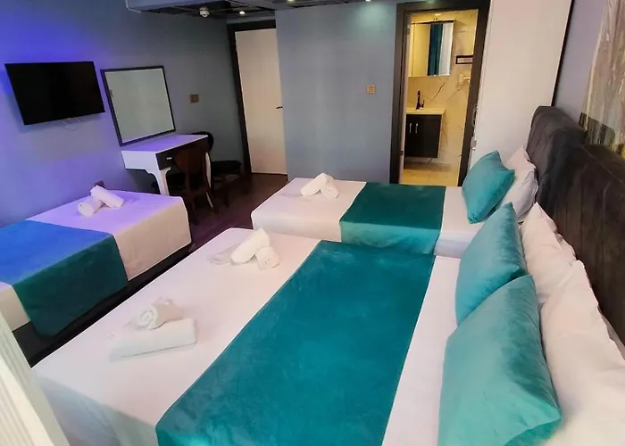 Hotel Grand Bona Sera 2*