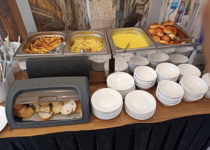 Grand Bona Sera Hotel