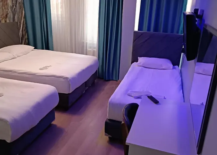 Hotel Grand Bona Sera 2*