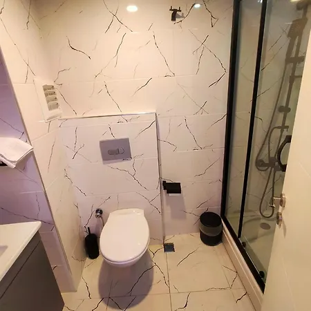 Grand Bona Sera Otel 2*